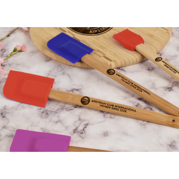 Custom Design - Silicone Spatula - Red - Lifestyle