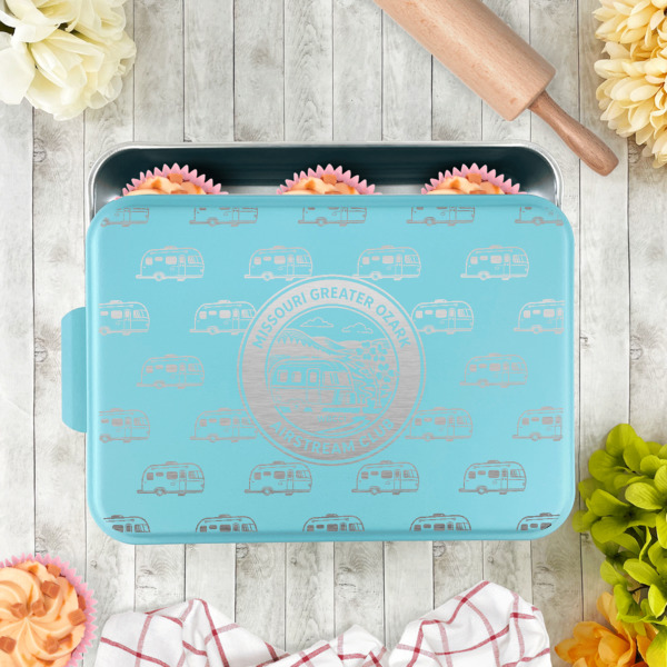 Custom Design - Aluminum Baking Pan - Teal Lid - LIFESTYLE