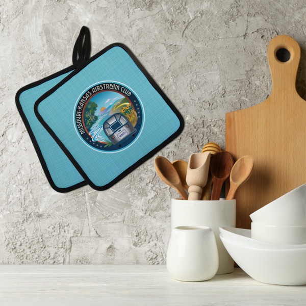 Custom Design - Neoprene Pot Holder - Set of 2  LIFESTYLE